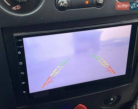 Зелений Рено Меган, об'ємом двигуна 1.39 л та пробігом 240 тис. км за 4790 $, фото 17 на Automoto.ua