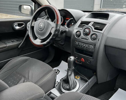 Зеленый Рено Меган, объемом двигателя 1.6 л и пробегом 226 тыс. км за 3700 $, фото 15 на Automoto.ua