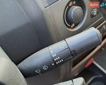 Зеленый Рено Меган, объемом двигателя 1.6 л и пробегом 230 тыс. км за 5740 $, фото 14 на Automoto.ua