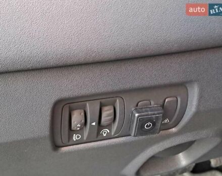 Зеленый Рено Меган, объемом двигателя 1.6 л и пробегом 230 тыс. км за 5740 $, фото 8 на Automoto.ua