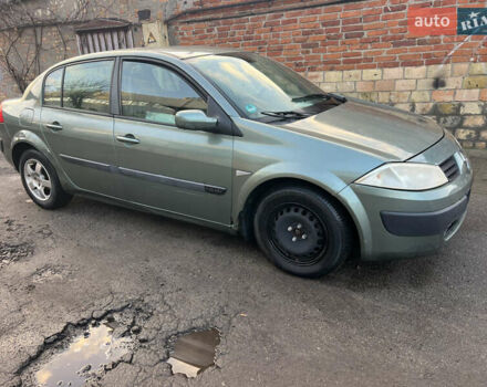 Зелений Рено Меган, об'ємом двигуна 1.6 л та пробігом 220 тис. км за 1350 $, фото 4 на Automoto.ua