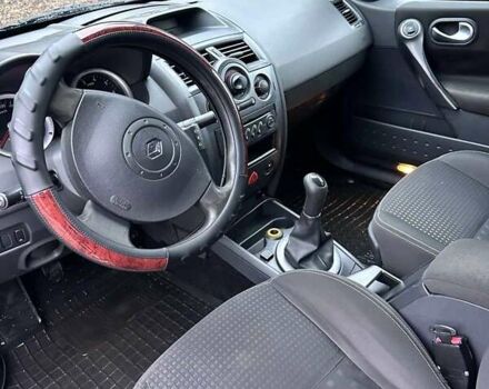 Зелений Рено Меган, об'ємом двигуна 1.6 л та пробігом 226 тис. км за 3800 $, фото 8 на Automoto.ua