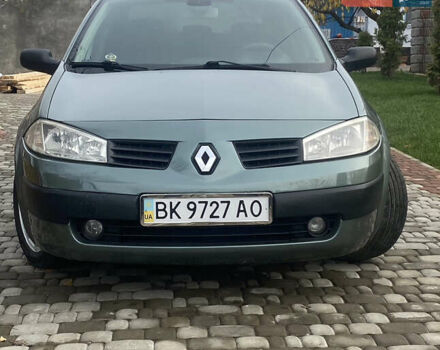 Зелений Рено Меган, об'ємом двигуна 1.6 л та пробігом 270 тис. км за 4500 $, фото 1 на Automoto.ua