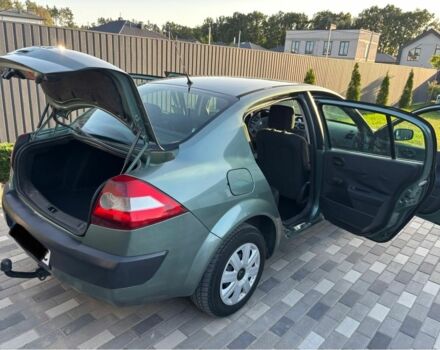 Зеленый Рено Меган, объемом двигателя 1.4 л и пробегом 350 тыс. км за 3700 $, фото 6 на Automoto.ua