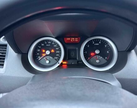 Зеленый Рено Меган, объемом двигателя 1.6 л и пробегом 226 тыс. км за 3800 $, фото 14 на Automoto.ua