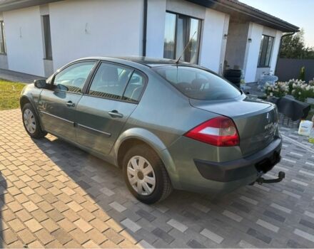 Зеленый Рено Меган, объемом двигателя 1.4 л и пробегом 350 тыс. км за 3700 $, фото 4 на Automoto.ua