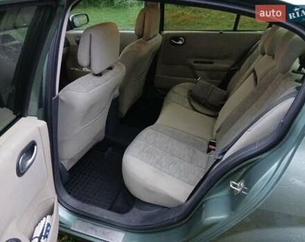 Зеленый Рено Меган, объемом двигателя 1.6 л и пробегом 301 тыс. км за 3600 $, фото 10 на Automoto.ua