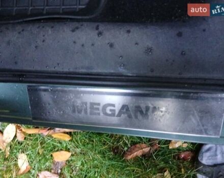 Зеленый Рено Меган, объемом двигателя 1.6 л и пробегом 301 тыс. км за 3600 $, фото 18 на Automoto.ua