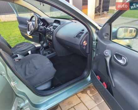 Зеленый Рено Меган, объемом двигателя 1.39 л и пробегом 180 тыс. км за 4499 $, фото 6 на Automoto.ua