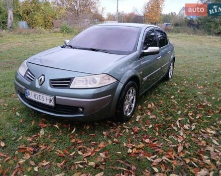 Зеленый Рено Меган, объемом двигателя 1.6 л и пробегом 301 тыс. км за 3600 $, фото 6 на Automoto.ua