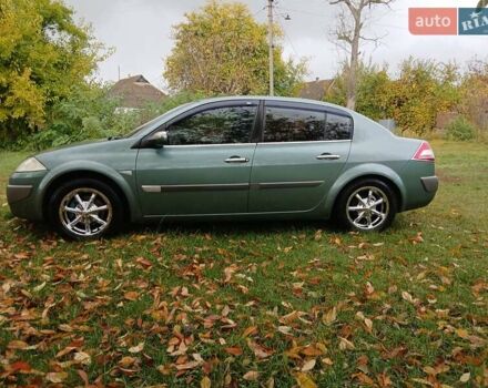 Зеленый Рено Меган, объемом двигателя 1.6 л и пробегом 301 тыс. км за 3600 $, фото 1 на Automoto.ua