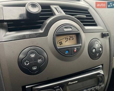 Рено Меган 2007 в Киеве на Automoto.ua Зеленый Рено Меган, объемом двигателя 1.6 л и пробегом 346 тыс. км за 3990 $, фото 25 на Automoto.ua