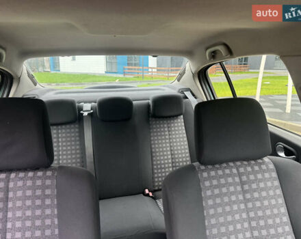 Зелений Рено Меган, об'ємом двигуна 1.4 л та пробігом 248 тис. км за 4000 $, фото 20 на Automoto.ua