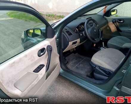 Зеленый Рено Меган, объемом двигателя 1.6 л и пробегом 0 тыс. км за 3950 $, фото 9 на Automoto.ua