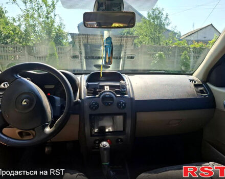 Зеленый Рено Меган, объемом двигателя 1.6 л и пробегом 235 тыс. км за 3500 $, фото 4 на Automoto.ua