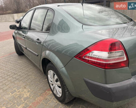 Зелений Рено Меган, об'ємом двигуна 1.4 л та пробігом 248 тис. км за 4000 $, фото 9 на Automoto.ua