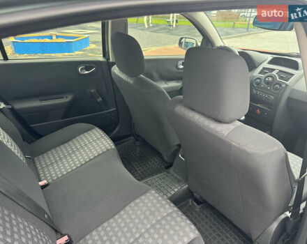 Зелений Рено Меган, об'ємом двигуна 1.4 л та пробігом 248 тис. км за 4000 $, фото 22 на Automoto.ua