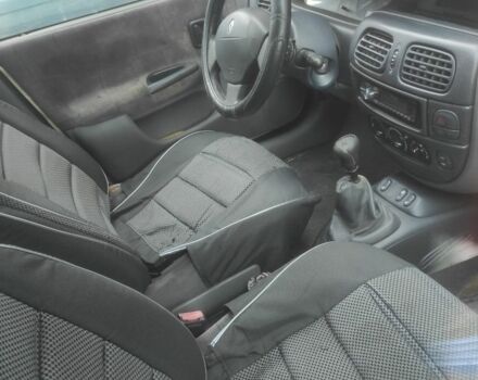 Зеленый Рено Меган, объемом двигателя 2 л и пробегом 320 тыс. км за 1200 $, фото 3 на Automoto.ua