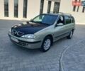 Зеленый Рено Меган, объемом двигателя 1.6 л и пробегом 268 тыс. км за 2600 $, фото 1 на Automoto.ua