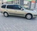 Зеленый Рено Меган, объемом двигателя 1.6 л и пробегом 268 тыс. км за 2600 $, фото 4 на Automoto.ua