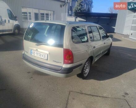 Зелений Рено Меган, об'ємом двигуна 1.4 л та пробігом 128 тис. км за 3999 $, фото 6 на Automoto.ua