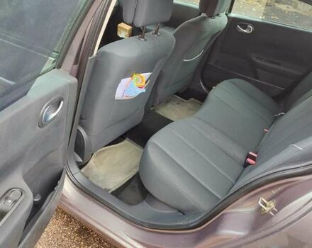 Зелений Рено Меган, об'ємом двигуна 1.6 л та пробігом 234 тис. км за 5100 $, фото 8 на Automoto.ua