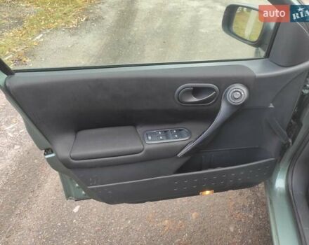 Зелений Рено Меган, об'ємом двигуна 1.6 л та пробігом 158 тис. км за 4990 $, фото 10 на Automoto.ua