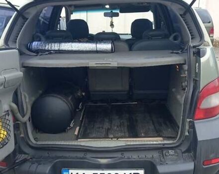 Зеленый Рено Меган, объемом двигателя 2 л и пробегом 333 тыс. км за 4500 $, фото 4 на Automoto.ua