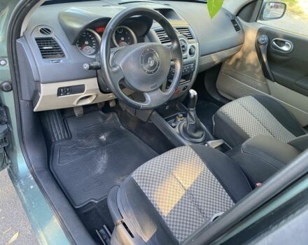 Зеленый Рено Меган, объемом двигателя 1.6 л и пробегом 220 тыс. км за 4300 $, фото 4 на Automoto.ua