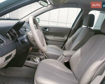 Зелений Рено Меган, об'ємом двигуна 1.6 л та пробігом 203 тис. км за 4000 $, фото 16 на Automoto.ua