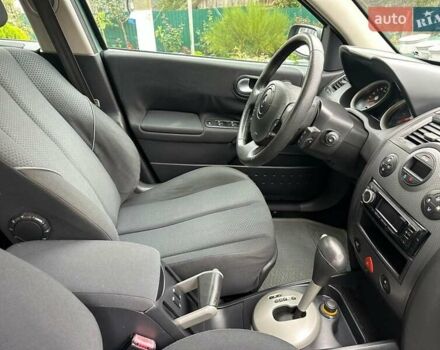 Зеленый Рено Меган, объемом двигателя 2 л и пробегом 200 тыс. км за 4450 $, фото 14 на Automoto.ua