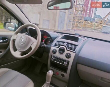 Зелений Рено Меган, об'ємом двигуна 1.6 л та пробігом 203 тис. км за 4000 $, фото 13 на Automoto.ua