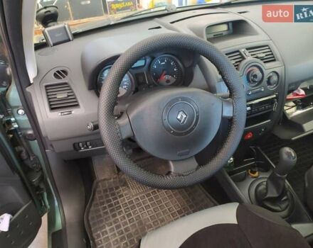 Зеленый Рено Меган, объемом двигателя 1.46 л и пробегом 190 тыс. км за 4400 $, фото 7 на Automoto.ua
