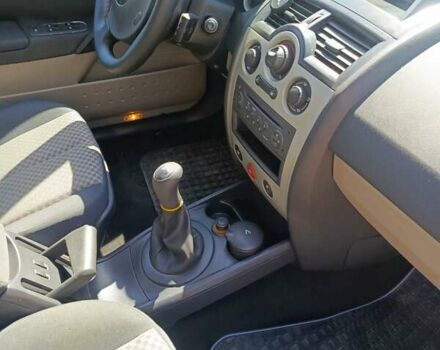 Зелений Рено Меган, об'ємом двигуна 1.6 л та пробігом 147 тис. км за 5800 $, фото 13 на Automoto.ua