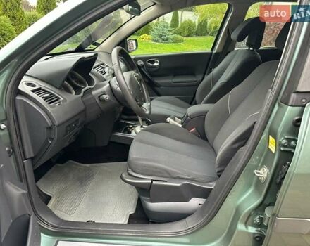 Зеленый Рено Меган, объемом двигателя 2 л и пробегом 200 тыс. км за 4450 $, фото 26 на Automoto.ua