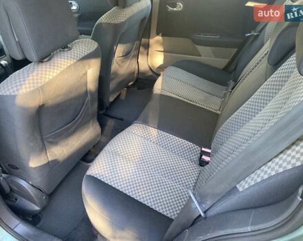 Зеленый Рено Меган, объемом двигателя 1.6 л и пробегом 220 тыс. км за 4300 $, фото 10 на Automoto.ua