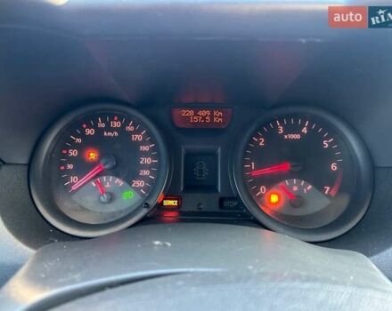 Зеленый Рено Меган, объемом двигателя 1.6 л и пробегом 228 тыс. км за 4700 $, фото 12 на Automoto.ua