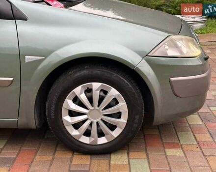 Зелений Рено Меган, об'ємом двигуна 2 л та пробігом 200 тис. км за 4600 $, фото 8 на Automoto.ua