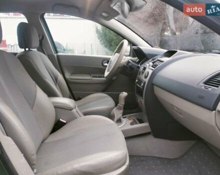 Зелений Рено Меган, об'ємом двигуна 1.6 л та пробігом 203 тис. км за 4000 $, фото 12 на Automoto.ua