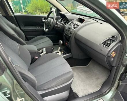 Зелений Рено Меган, об'ємом двигуна 2 л та пробігом 200 тис. км за 4600 $, фото 33 на Automoto.ua