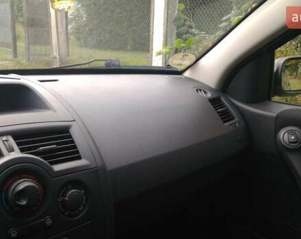 Зеленый Рено Меган, объемом двигателя 1.46 л и пробегом 190 тыс. км за 4400 $, фото 5 на Automoto.ua