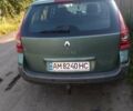 Зелений Рено Меган, об'ємом двигуна 1.6 л та пробігом 215 тис. км за 5000 $, фото 1 на Automoto.ua