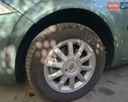 Зеленый Рено Меган, объемом двигателя 1.5 л и пробегом 352 тыс. км за 5500 $, фото 17 на Automoto.ua