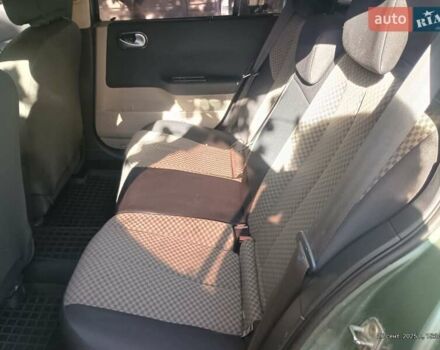 Зеленый Рено Меган, объемом двигателя 1.5 л и пробегом 352 тыс. км за 5500 $, фото 13 на Automoto.ua