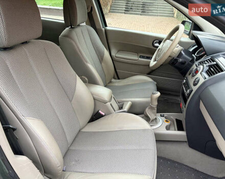 Зелений Рено Меган, об'ємом двигуна 1.6 л та пробігом 170 тис. км за 4999 $, фото 4 на Automoto.ua