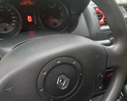 Зеленый Рено Меган, объемом двигателя 1.6 л и пробегом 230 тыс. км за 4400 $, фото 6 на Automoto.ua