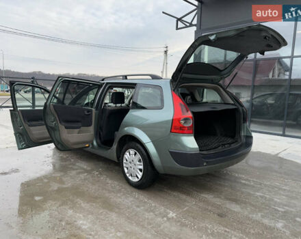 Зеленый Рено Меган, объемом двигателя 1.6 л и пробегом 294 тыс. км за 3850 $, фото 28 на Automoto.ua