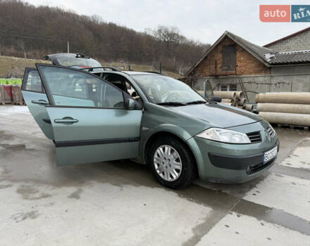 Зеленый Рено Меган, объемом двигателя 1.6 л и пробегом 294 тыс. км за 3850 $, фото 33 на Automoto.ua