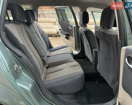 Зеленый Рено Меган, объемом двигателя 1.6 л и пробегом 294 тыс. км за 3850 $, фото 42 на Automoto.ua