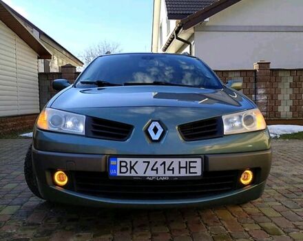 Зеленый Рено Меган, объемом двигателя 1.6 л и пробегом 200 тыс. км за 5350 $, фото 3 на Automoto.ua